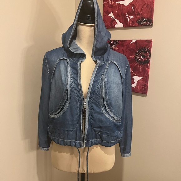 Armani Exchange Denim Hooded Women's Jacket, size Large - Picture 2 of 9